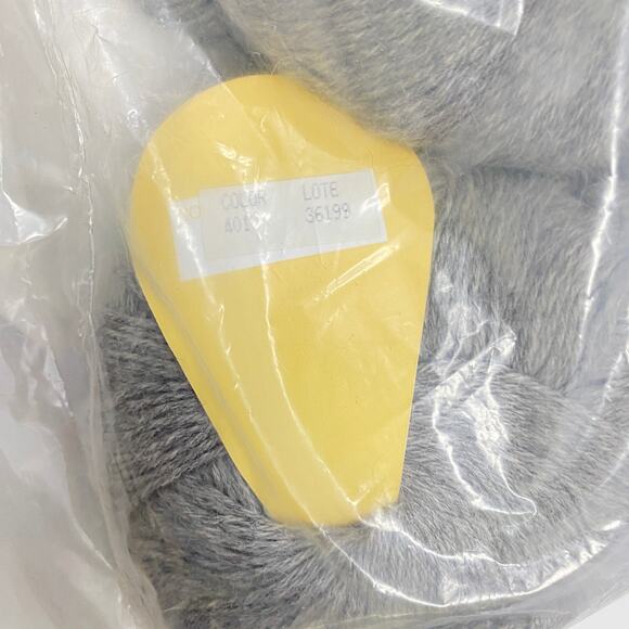 100% Baby Alpaca Yarn Lot of 10 Skeins Fingering Superfine Wt Lt Gray 50g Ea - Picture 5 of 5